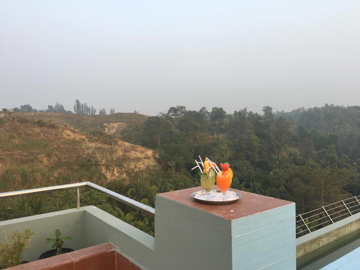 Neeshorgo Hotel & Resort Cox's Bazar Exterior photo