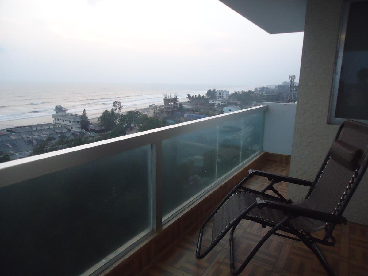 Neeshorgo Hotel & Resort Cox's Bazar Exterior photo