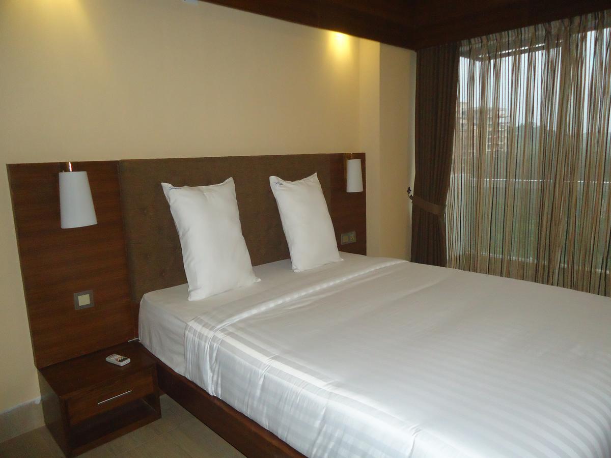 Neeshorgo Hotel & Resort Cox's Bazar Exterior photo