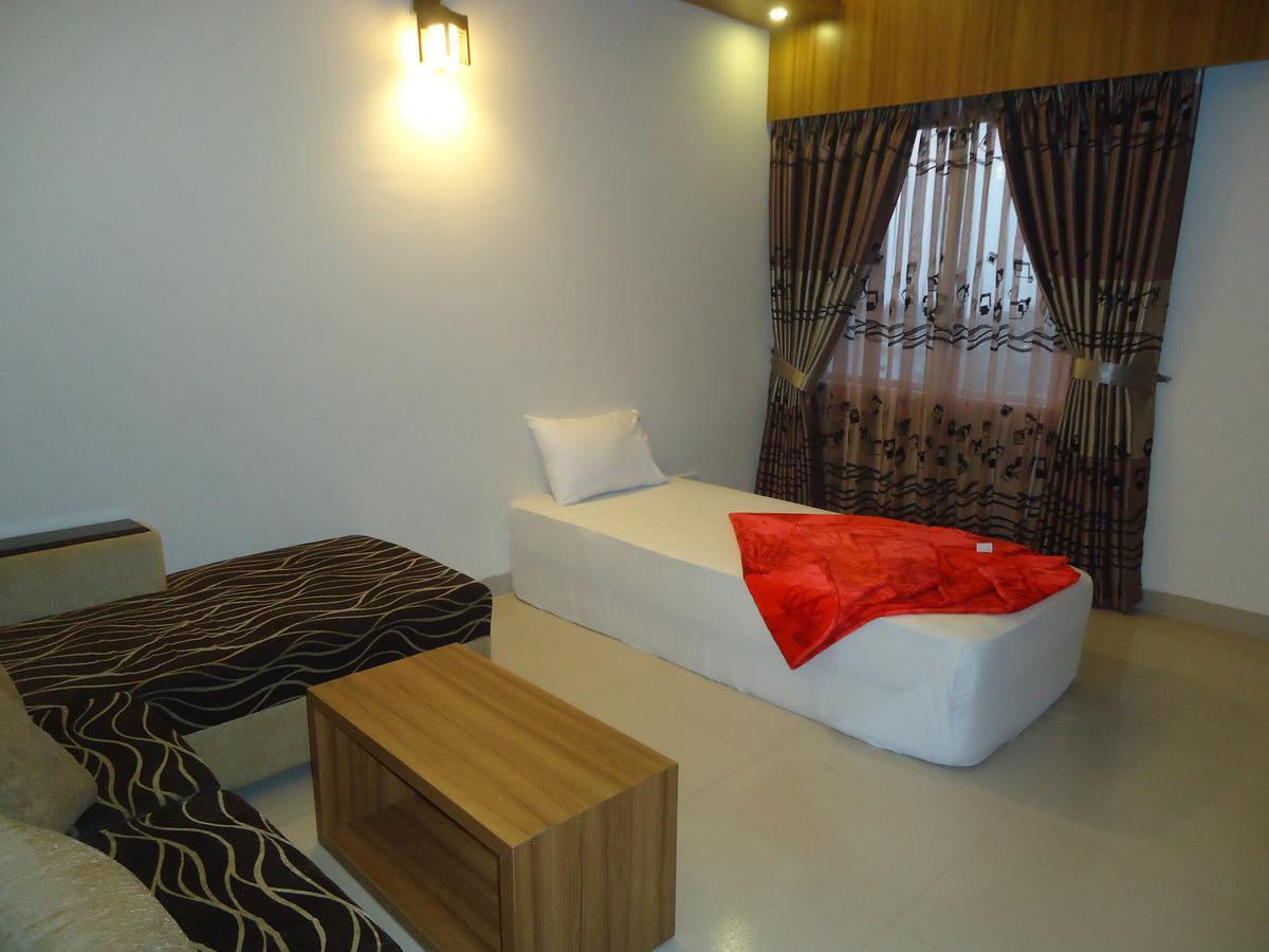 Neeshorgo Hotel & Resort Cox's Bazar Exterior photo