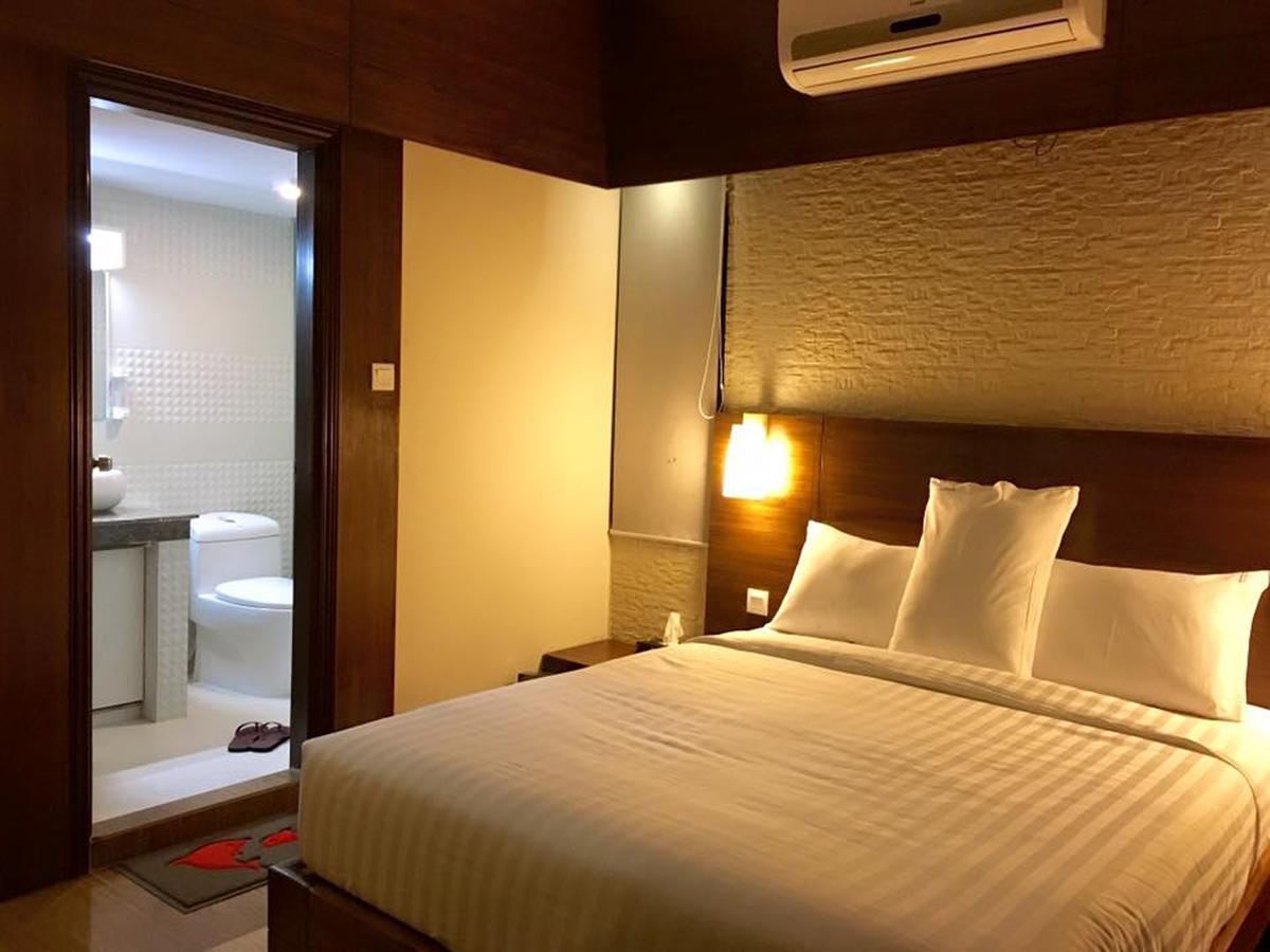 Neeshorgo Hotel & Resort Cox's Bazar Exterior photo